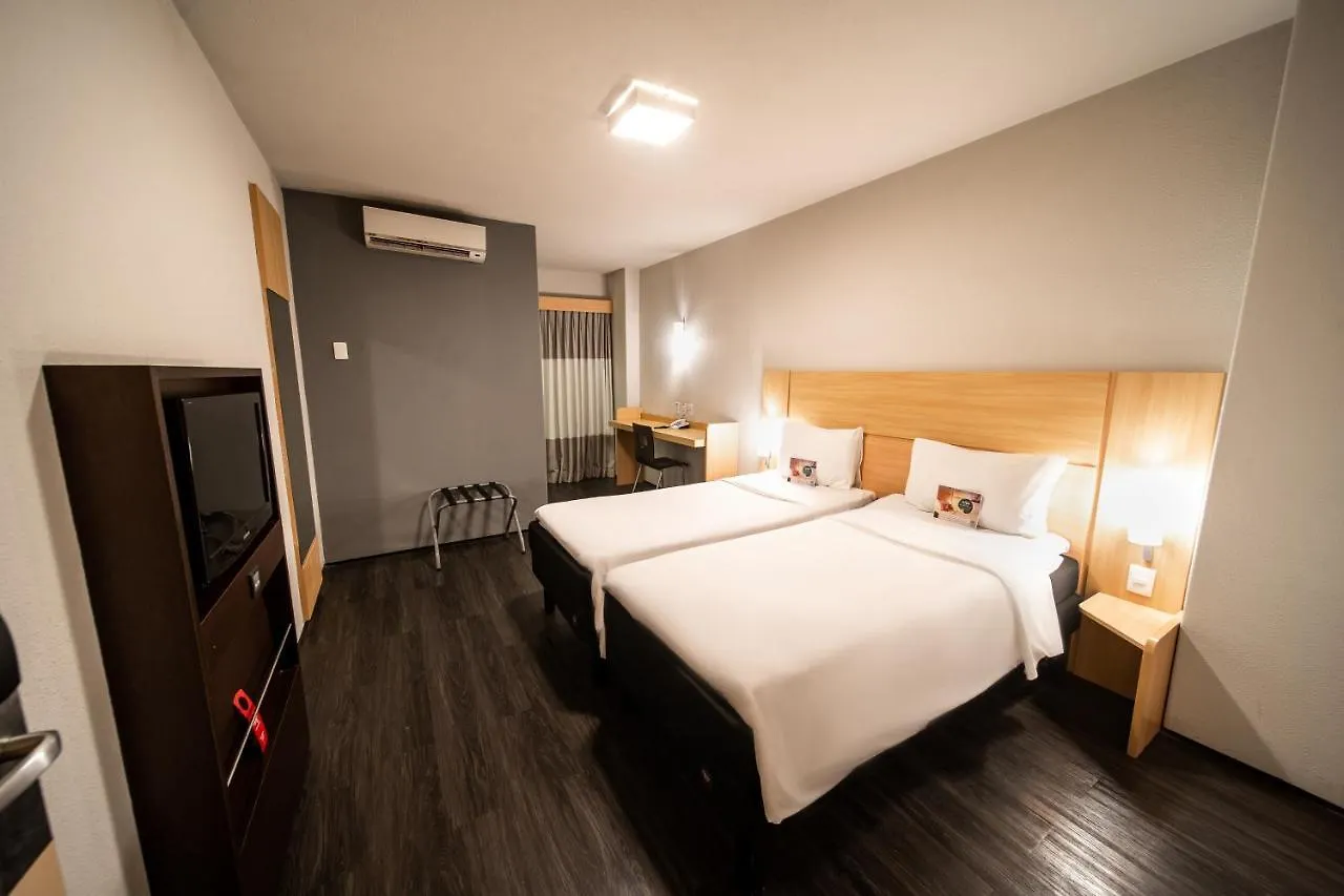 Hotel Ibis Fortaleza Praia De Iracema