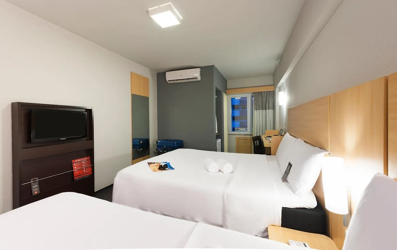 *** Hotel Ibis Fortaleza Praia De Iracema Brazil