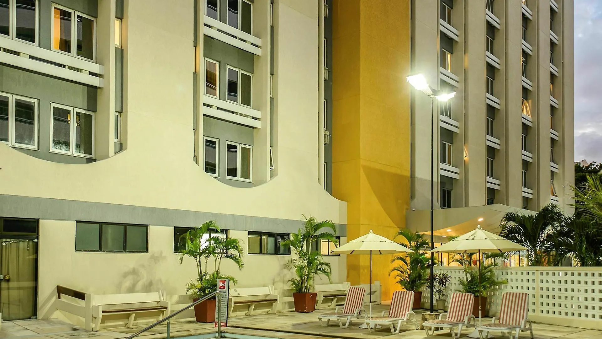 Hotel Ibis Fortaleza Praia De Iracema